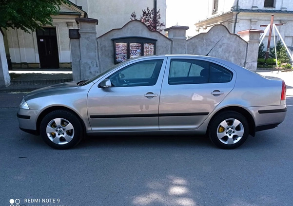 Skoda Octavia cena 13900 przebieg: 250000, rok produkcji 2007 z Żabno małe 79